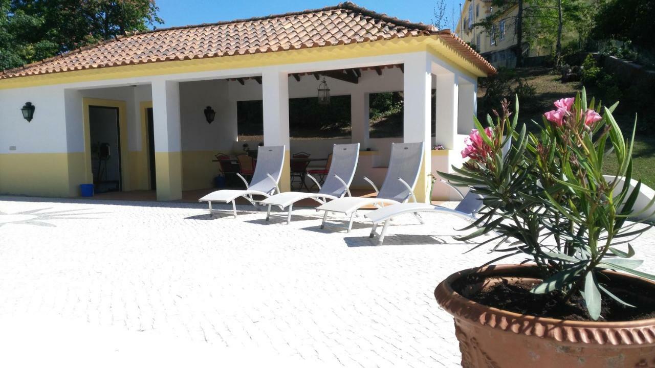 ヴィーラ・ノーヴァ・デ・ポイアレス Quinta Do Outeiro Bed & Breakfast エクステリア 写真