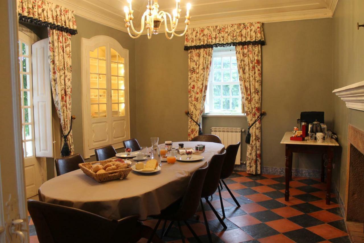 ヴィーラ・ノーヴァ・デ・ポイアレス Quinta Do Outeiro Bed & Breakfast エクステリア 写真