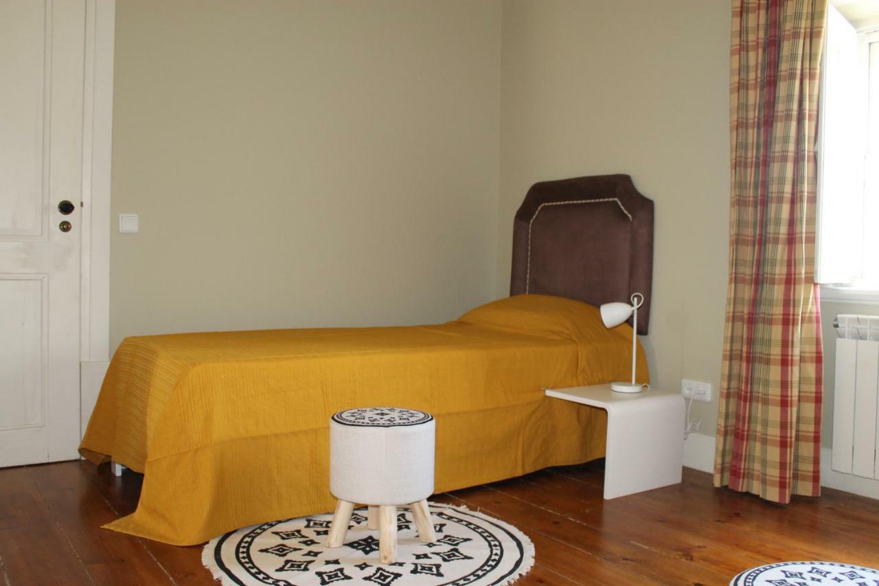 ヴィーラ・ノーヴァ・デ・ポイアレス Quinta Do Outeiro Bed & Breakfast エクステリア 写真